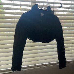 Cropped puffer size XS (SHEIN)
